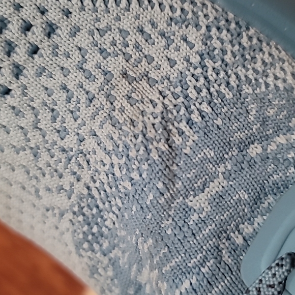 Salomon Smooth Operator Running shoes almost brand new! - Picture 9 of 9